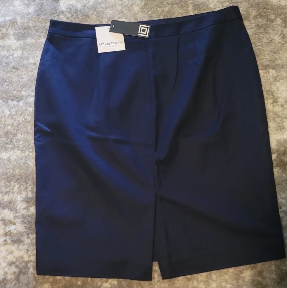 NWT Worthington Lined Pencil Skirt - Navy Blue - Picture 2 of 3